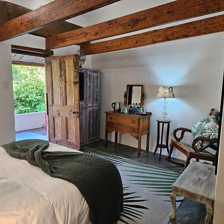 The Riverdeck Accommodation And Backpackers Knysna Exteriér fotografie
