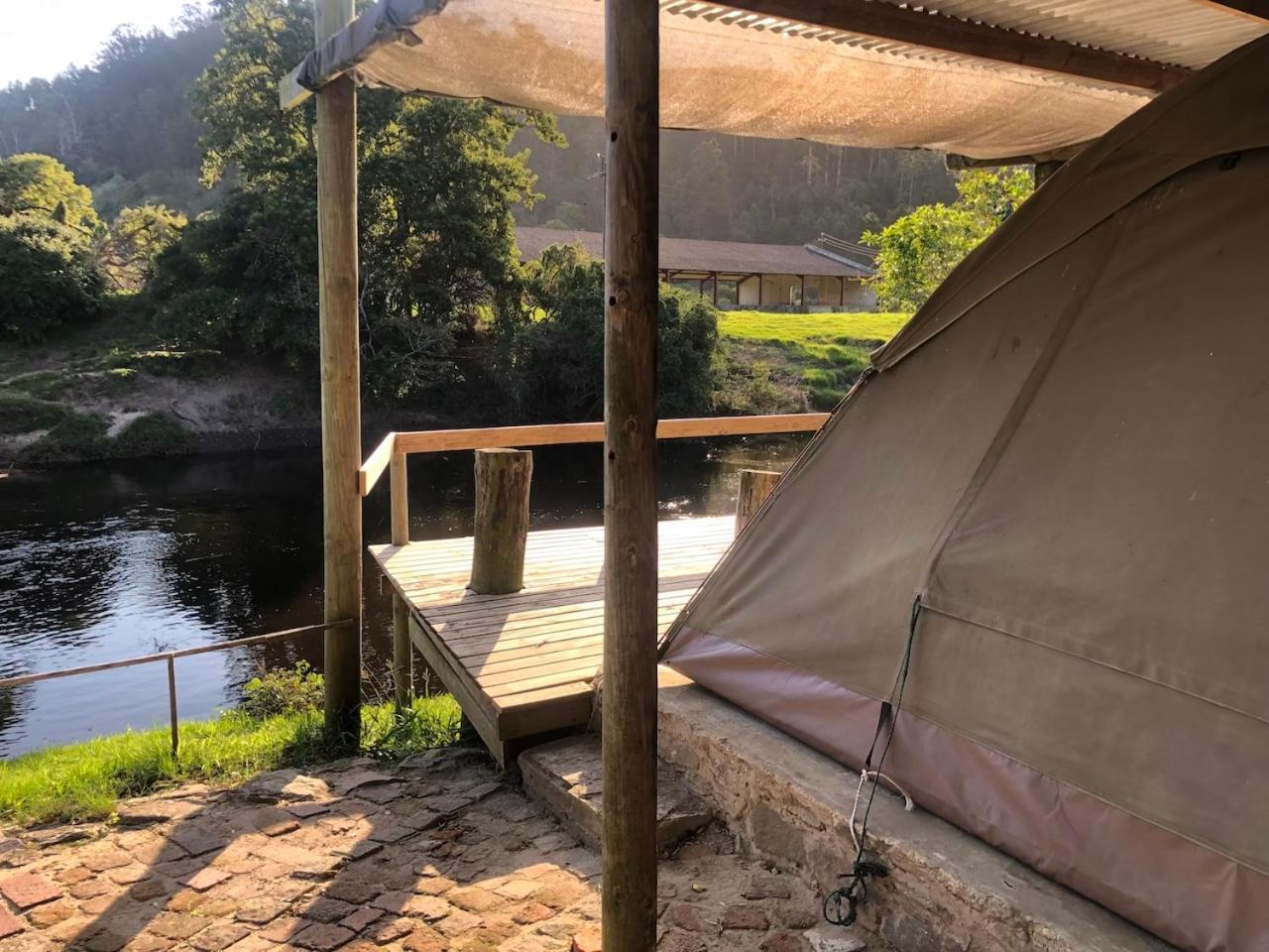 The Riverdeck Accommodation And Backpackers Knysna Exteriér fotografie